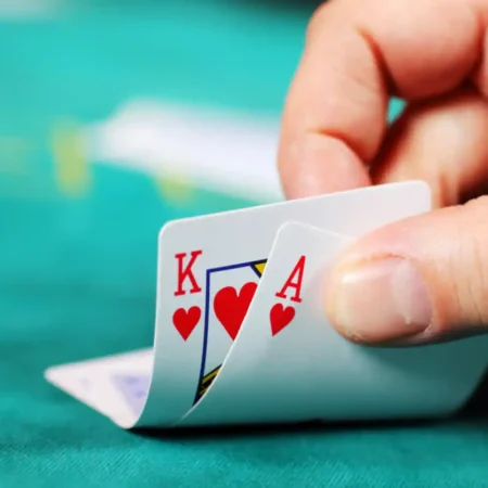 Aprende Como Jugar al Poker: Guía Sencilla y Detallada